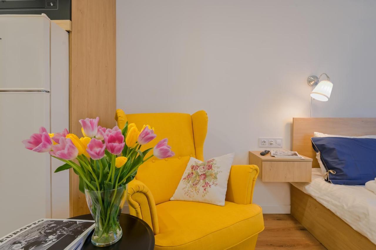 Cosy And Stylish Studio Next To Sofia'S Central Market Hall Lägenhet Exteriör bild